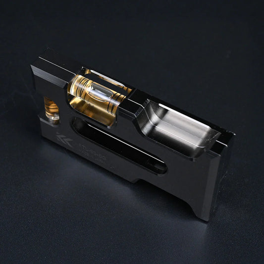 【予約商品】フジ矢 アルミ水平器(スイッチボックス用)(黒金)FTL-93-BG-