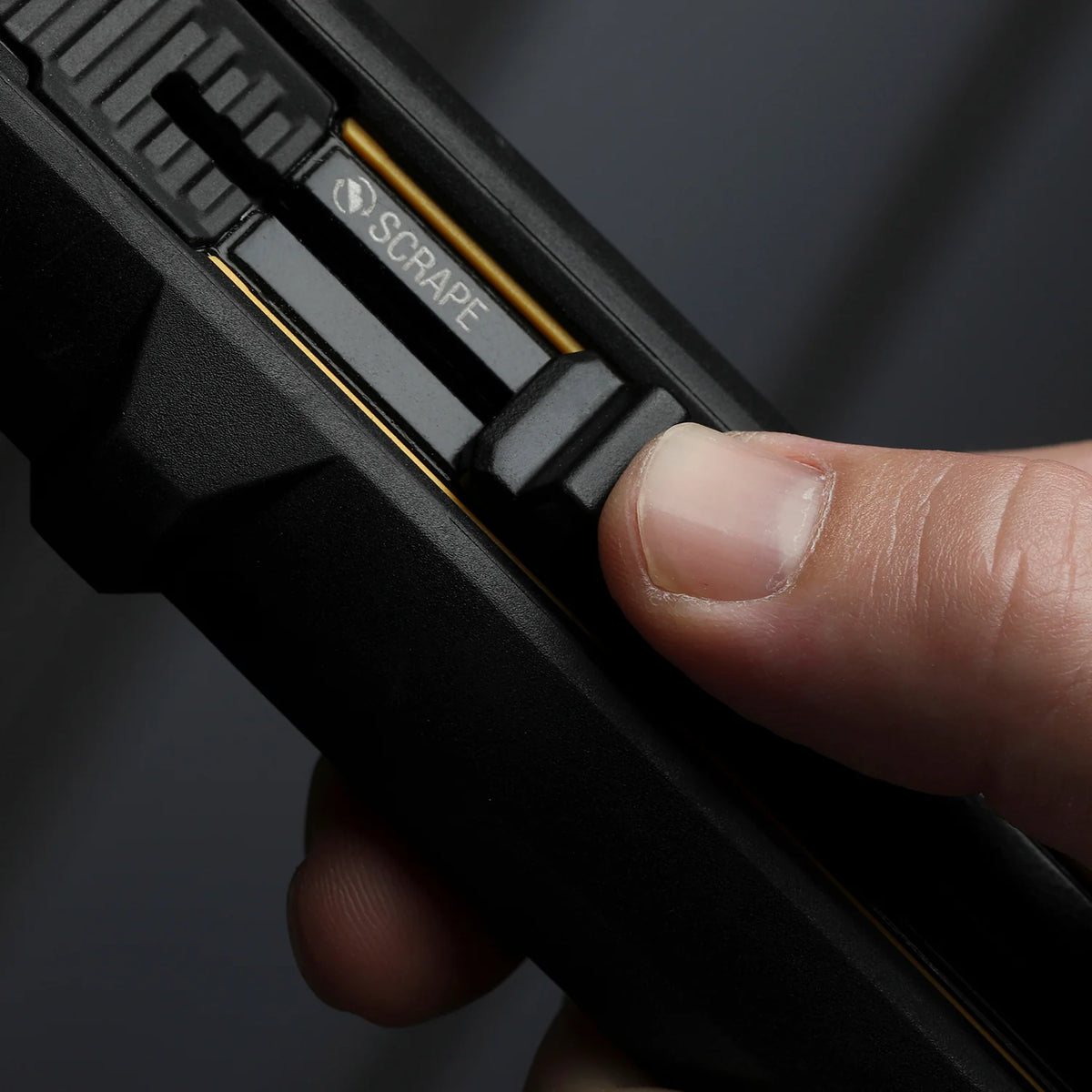 TOUGHBUILT スクレーパーユーティリティーナイフ TB-H4S5-01-