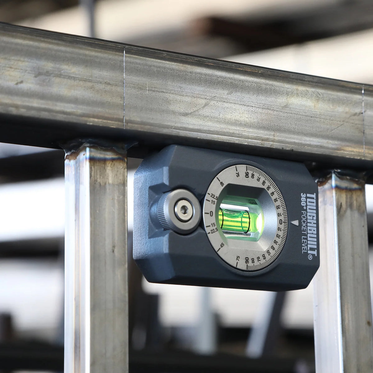 TOUGHBUILT ポケットレベル TB-H2-L-4R-