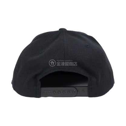 ニックス(KNICKS) フラットバイザーキャップ ブラック/レッド-